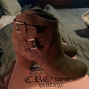 Crown Vintage Boots with buckle detail